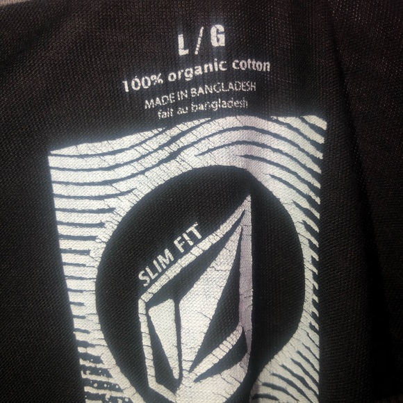 Black and stripe T-shirt volcom - Picture 8 of 8